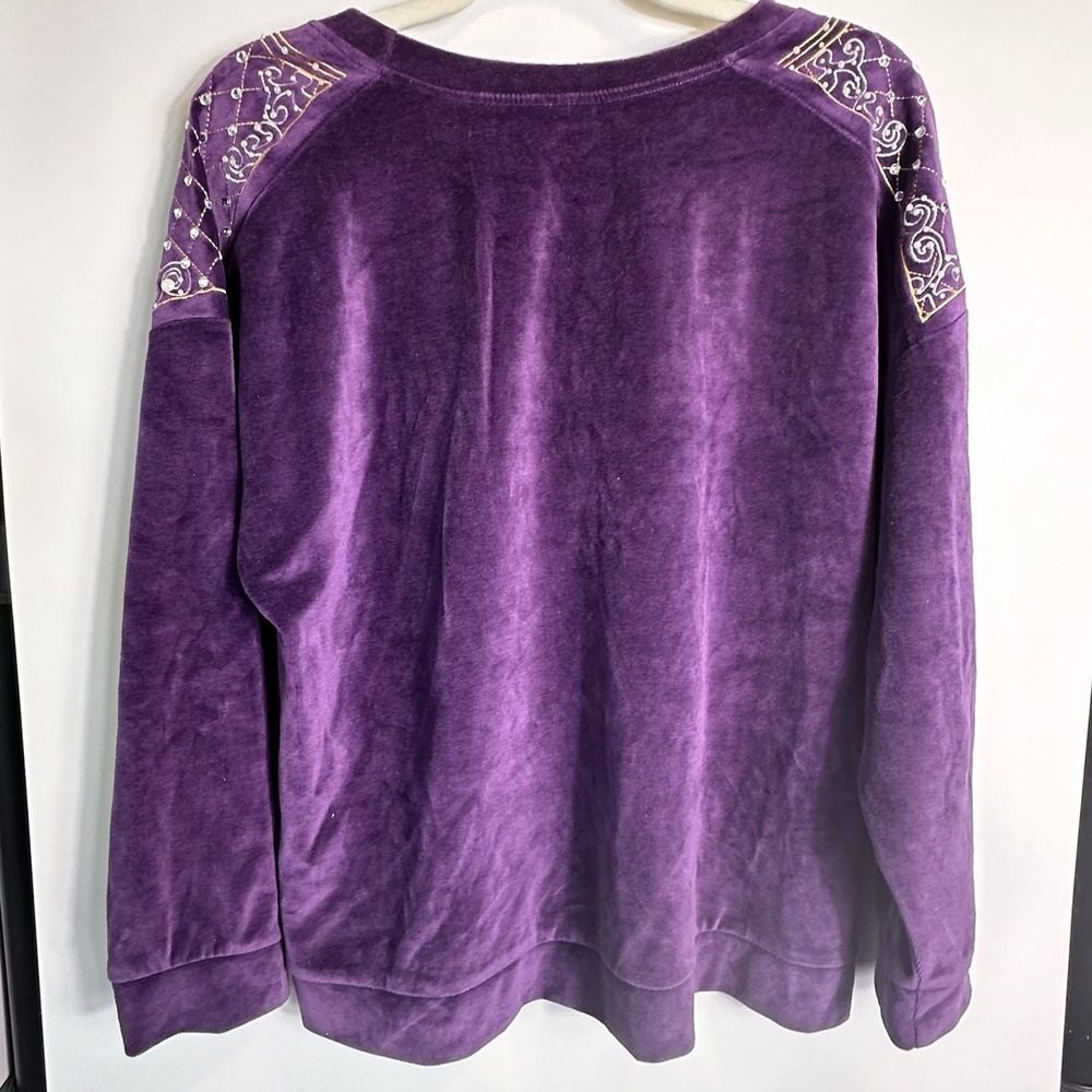 Vintage Bedford Fair Womens Petite Med Purple Velour Sweatshirt Embellished Y2K - Picture 3 of 6